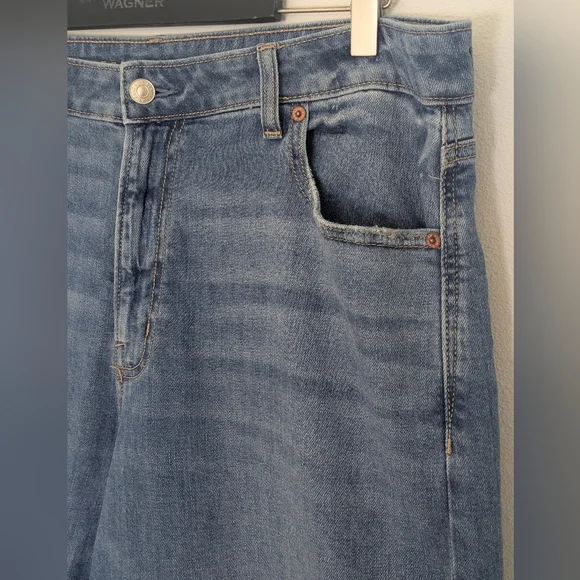 American Eagle Women's Stretch Super High-Waisted Baggy Wide-Leg Jean Size 14 R - Picture 4 of 14